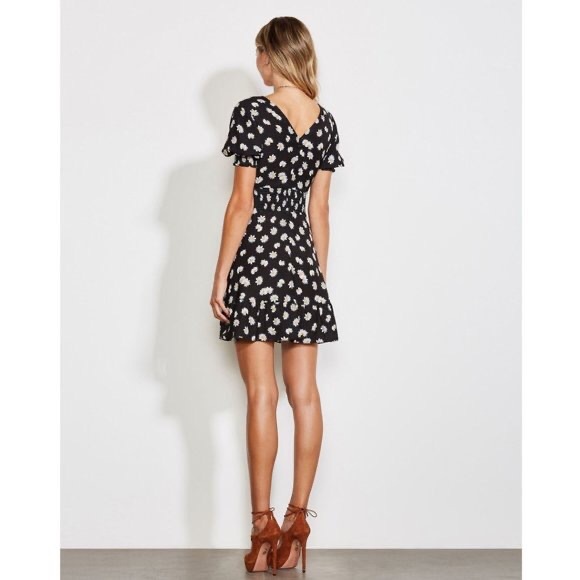 Ali & Jay Flower Child Dress - Picture 3 of 10